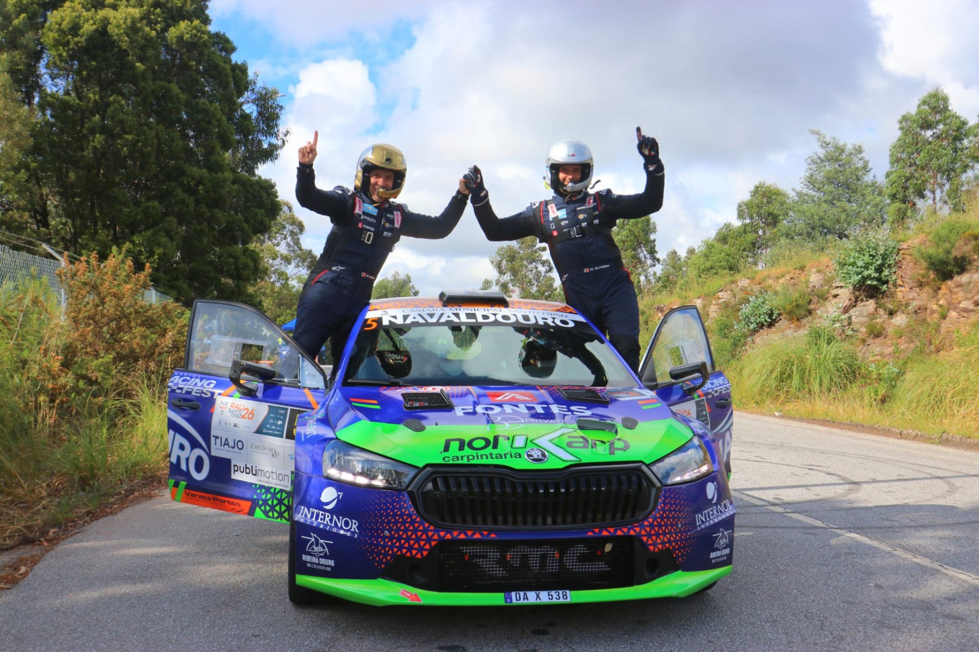 Os vencedores Marco Oliveira / Ricardo Sousa em Skoda Fabia N5